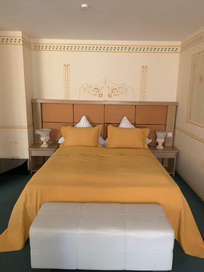 Hotel Ristorante La Terrazza Planegg Εξωτερικό φωτογραφία