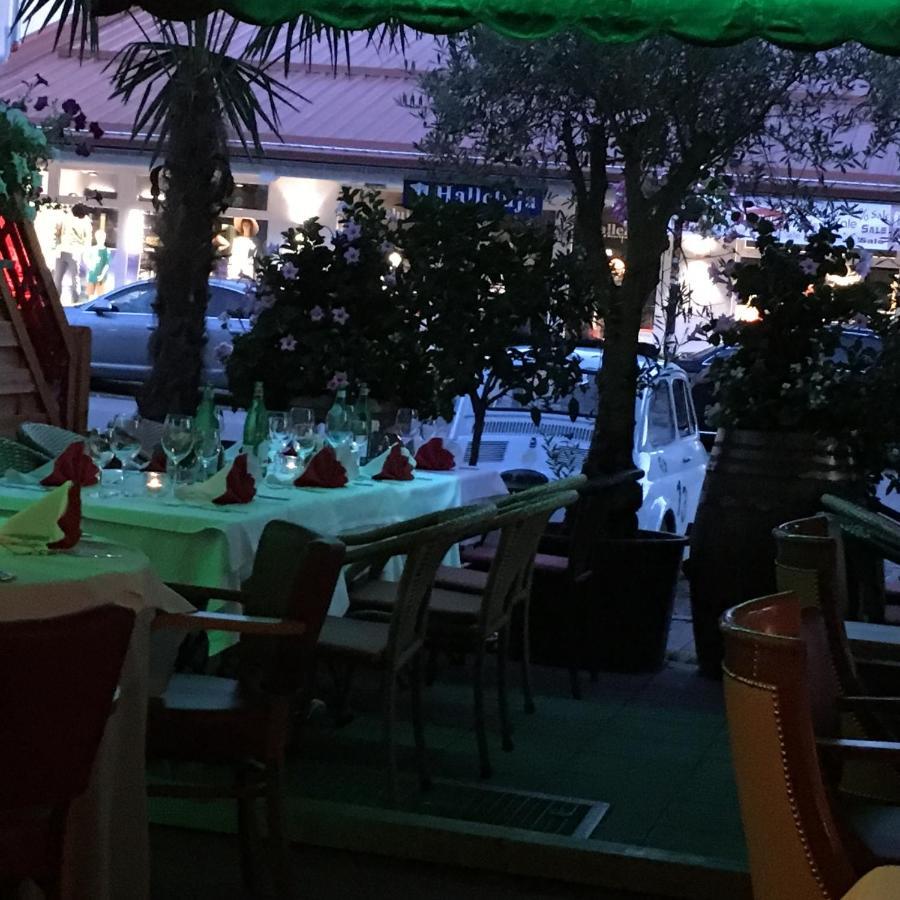 Hotel Ristorante La Terrazza Planegg Δωμάτιο φωτογραφία